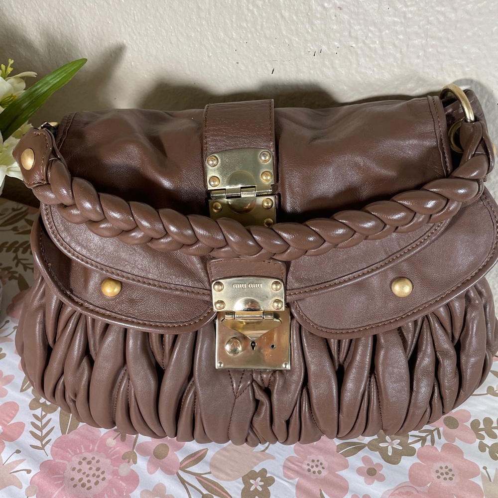MIU MIU
Matelasse Nappa Leather Coffer Hobo Bag